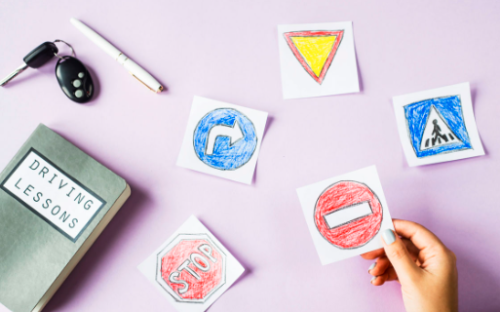 legal driving age uk